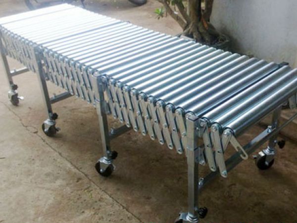 Băng tải con lăn inox